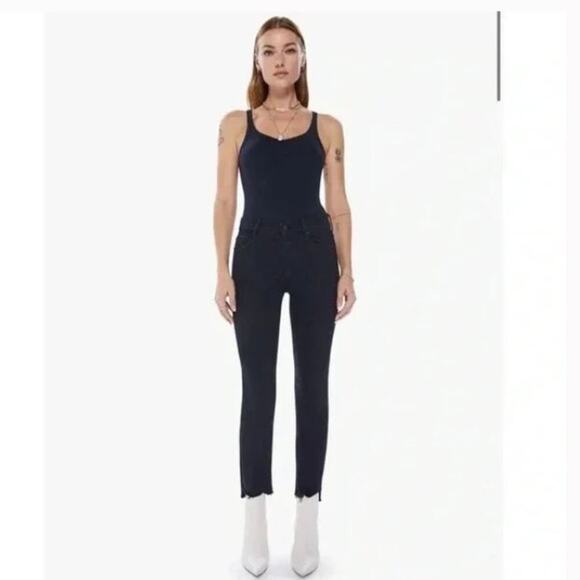 Mother The Mid Rise Dazzler Ankle Step Fray Jeans Denim in Not Guilty Black 24 - Picture 1 of 9